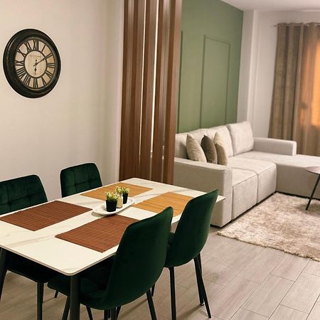 Enol Plazza Apartment Tirana Extérieur photo